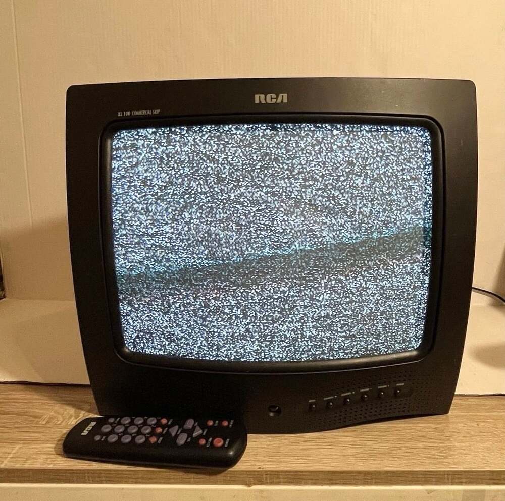 Rca Xl 100 Commercial Skip 13 In Crt Tv E13209Bc Black Retro Gaming